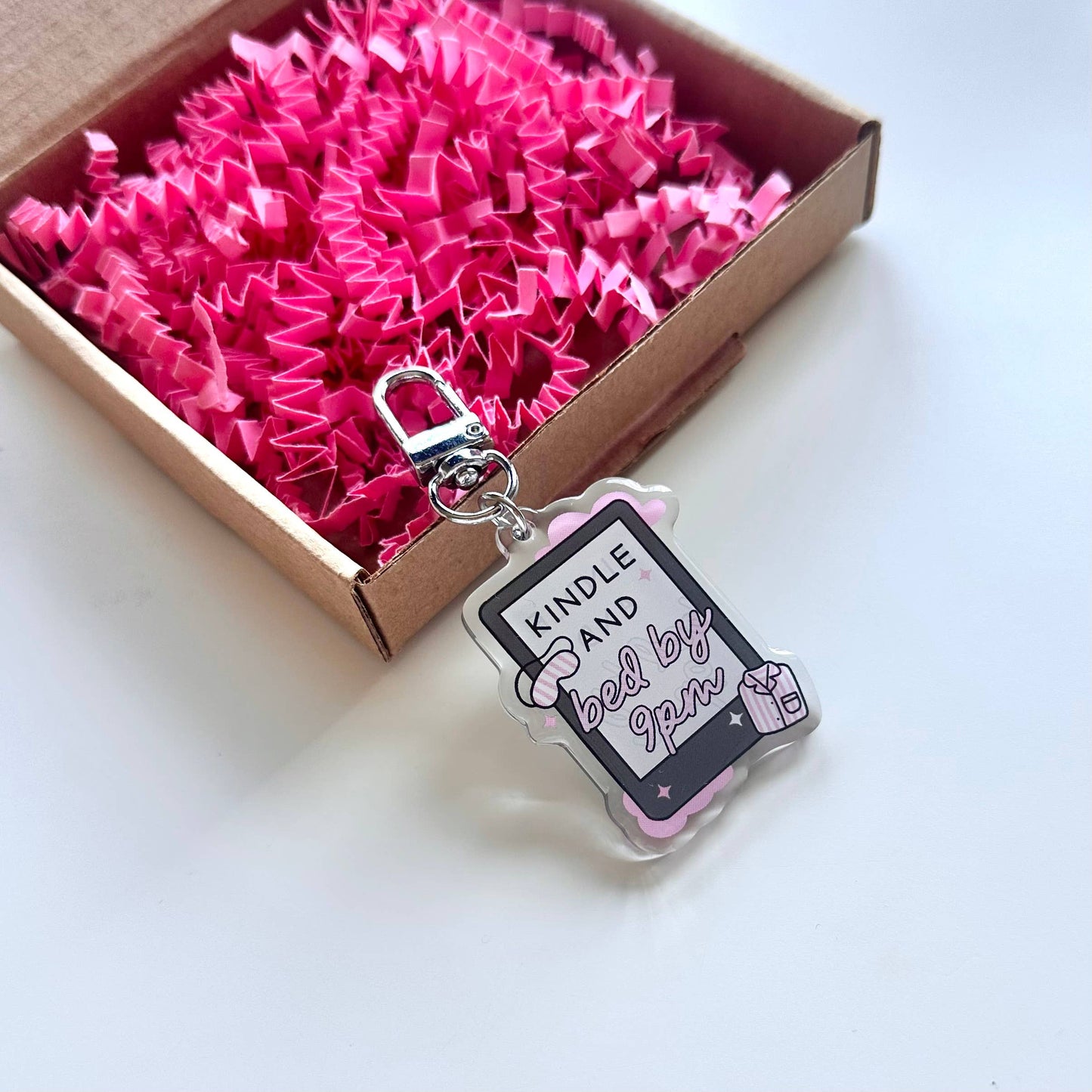 Kindle and Bed By 9pm Keyring | Kindle Book Club Bookworm Gift