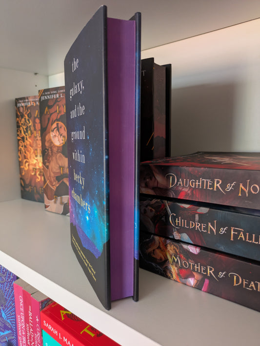 The Galaxy and the Ground Within; Becky Chambers (Fairyloot special edition)