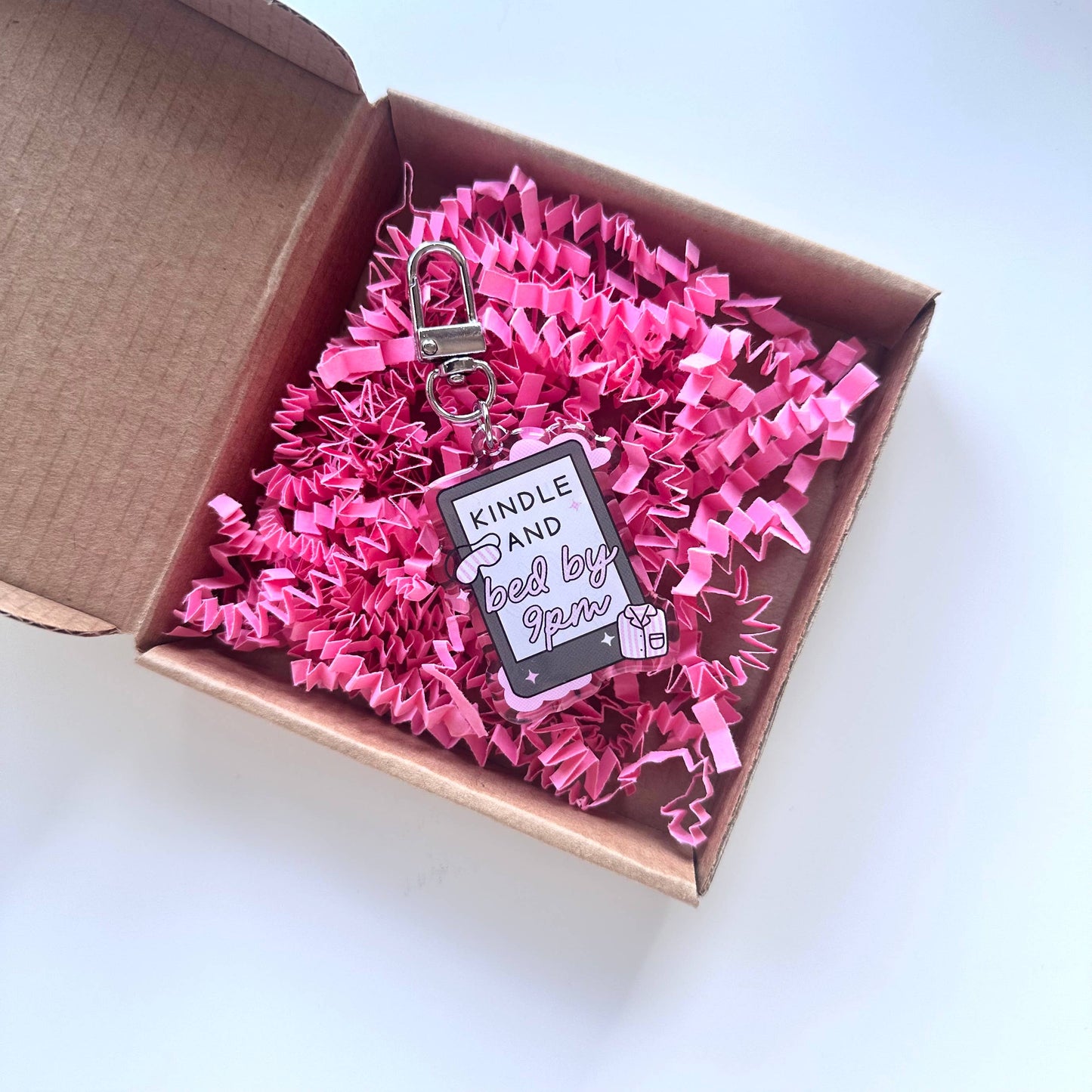 Kindle and Bed By 9pm Keyring | Kindle Book Club Bookworm Gift
