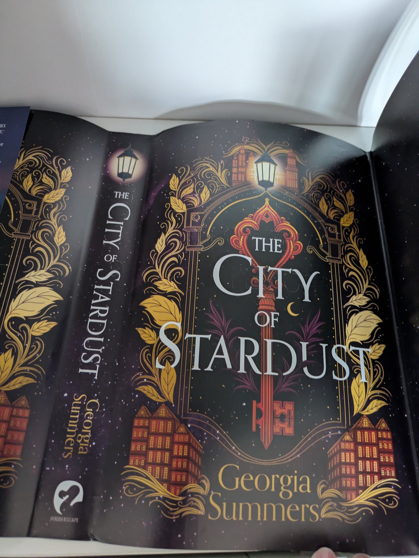 City of Stardust; Georgia Summers (Fairyloot special edition)