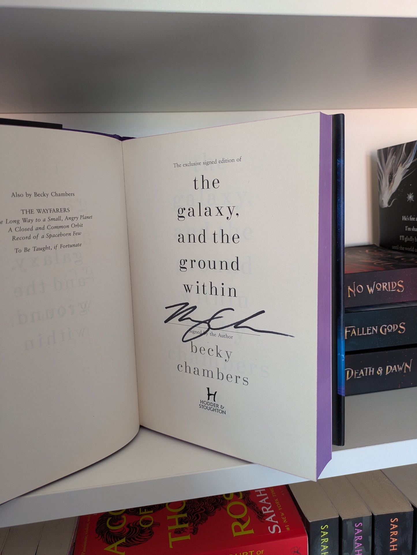 The Galaxy and the Ground Within; Becky Chambers (Fairyloot special edition)