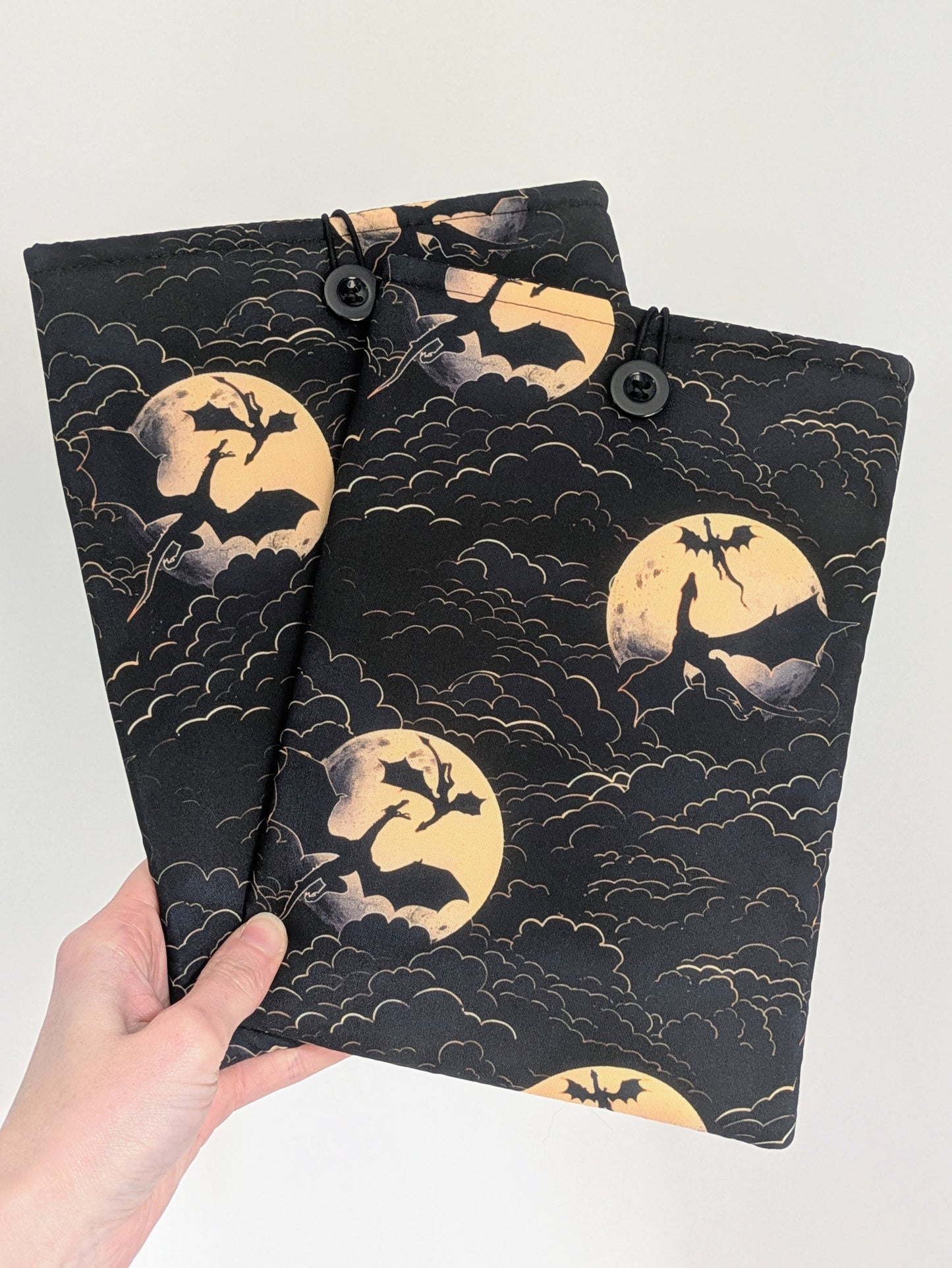 Fourth Wing Inspired Dragon Book/Kindle Sleeve | Padded Protective Sleeve for Kindle or Book